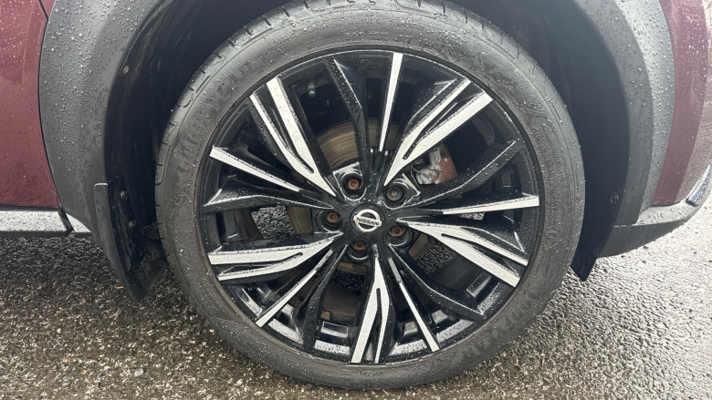 Nissan Juke 1.0 DiG-T 114 Tekna+ 5dr Petrol Hatchback